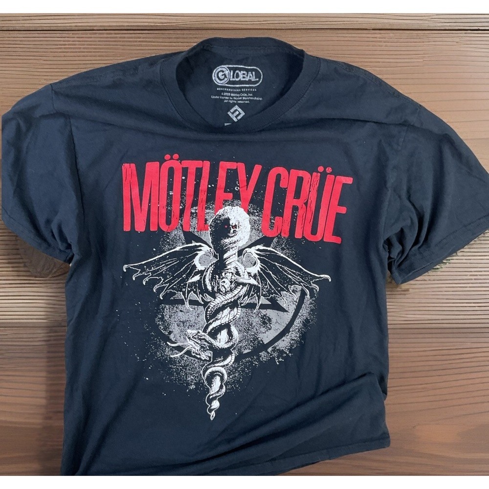 Mötley Crüe Black Graphic Band T-Shirt